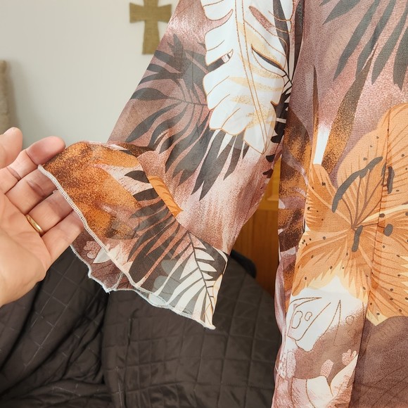 Carol Rose Semi Sheer Ruffle Sleeve Top Blouse Size L - Picture 3 of 4